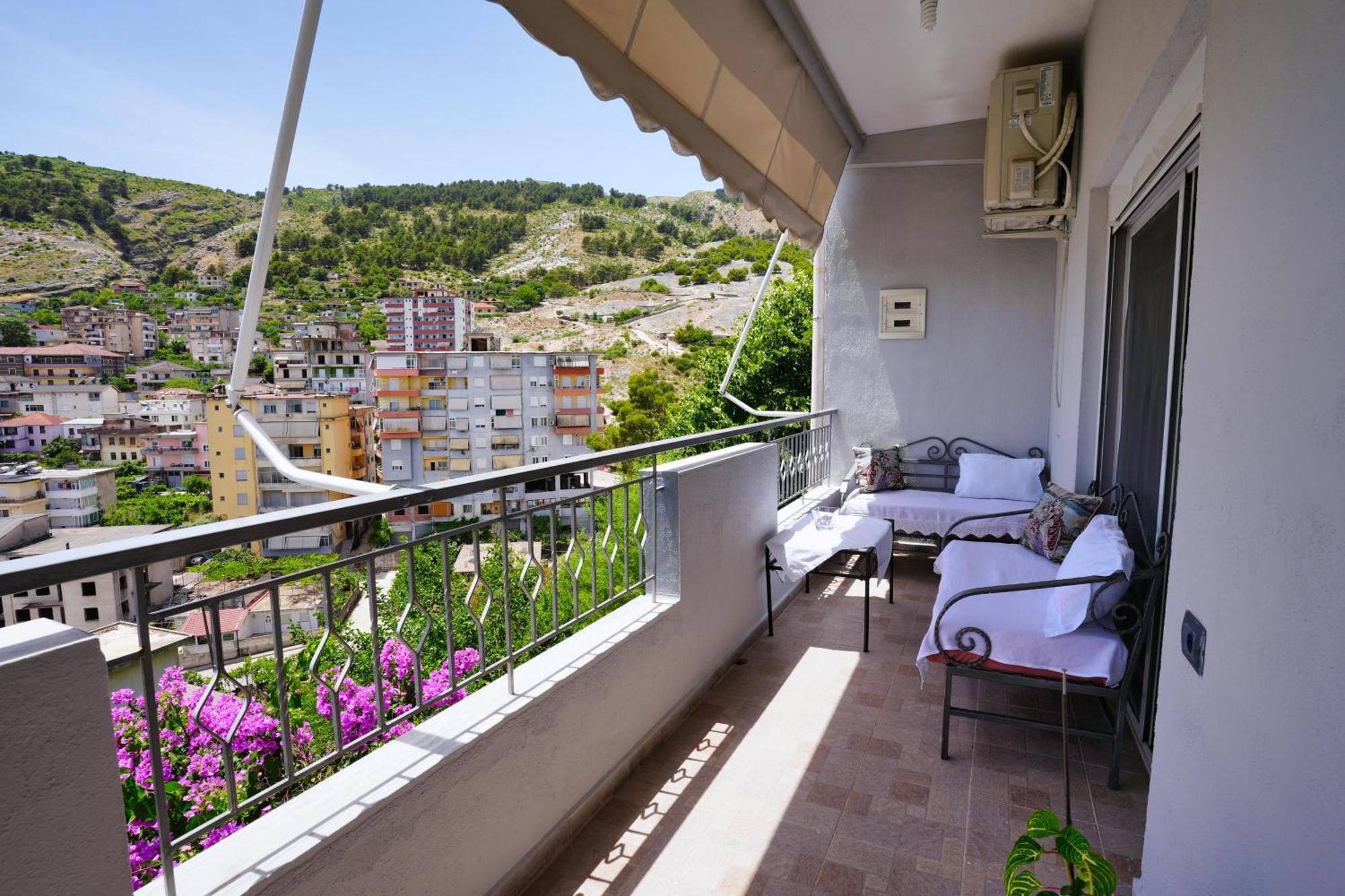 Vila Banushi Gjirokastër Exteriér fotografie