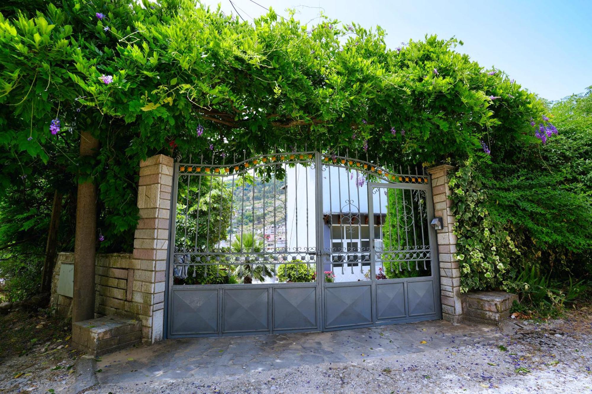 Vila Banushi Gjirokastër Exteriér fotografie